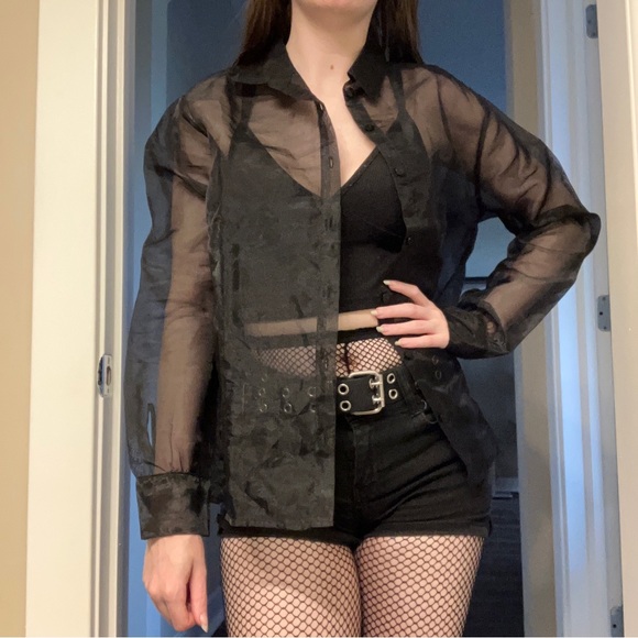 NEW BEAUTIFUL RARE GOTH BLACK MESH BUTTON UP TOP - Picture 11 of 16